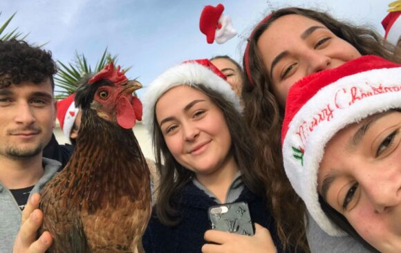 Κάλαντα από μαθητές με… αλλόκοτο φιλοδώρημα!