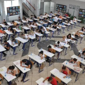 Ανακοινώθηκαν οι ημερομηνίες των Παναλβανικών εξετάσεων (State Matura) 2025